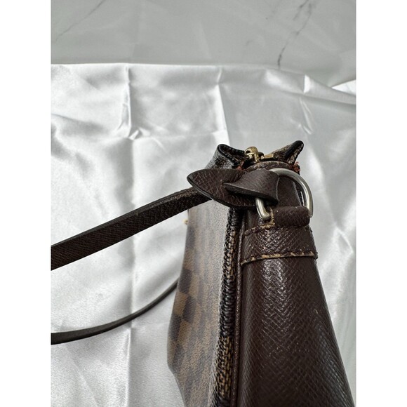 Vintage Louis Vuitton Damier Ebene Truth Makeup Pouch N51982 - Picture 6 of 15